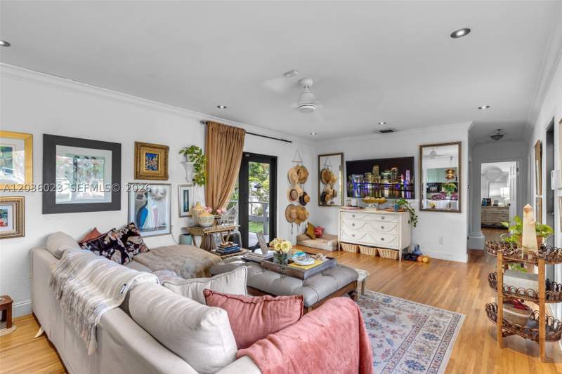 3 bedroom SingleFamilyResidence at 8281 SW 27th Ln, Coral Way Village Sec A P, Miami — photo 3