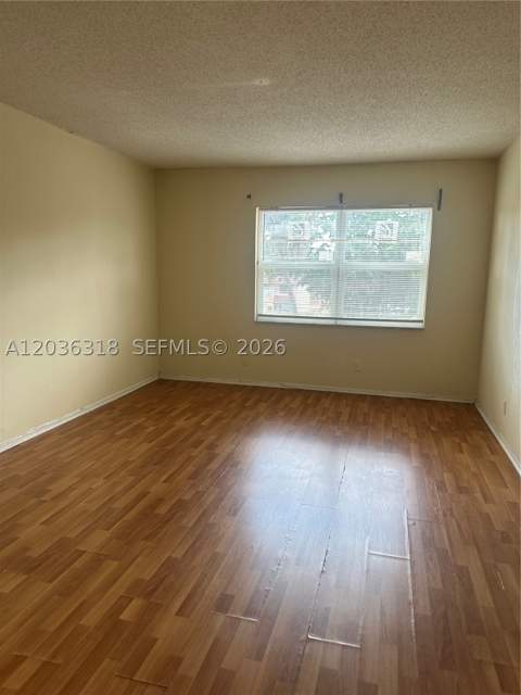 18101 NW 68th Ave B201, Hialeah FL - photo 12 of 19