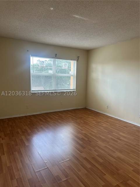 18101 NW 68th Ave B201, Hialeah FL - photo 16 of 19
