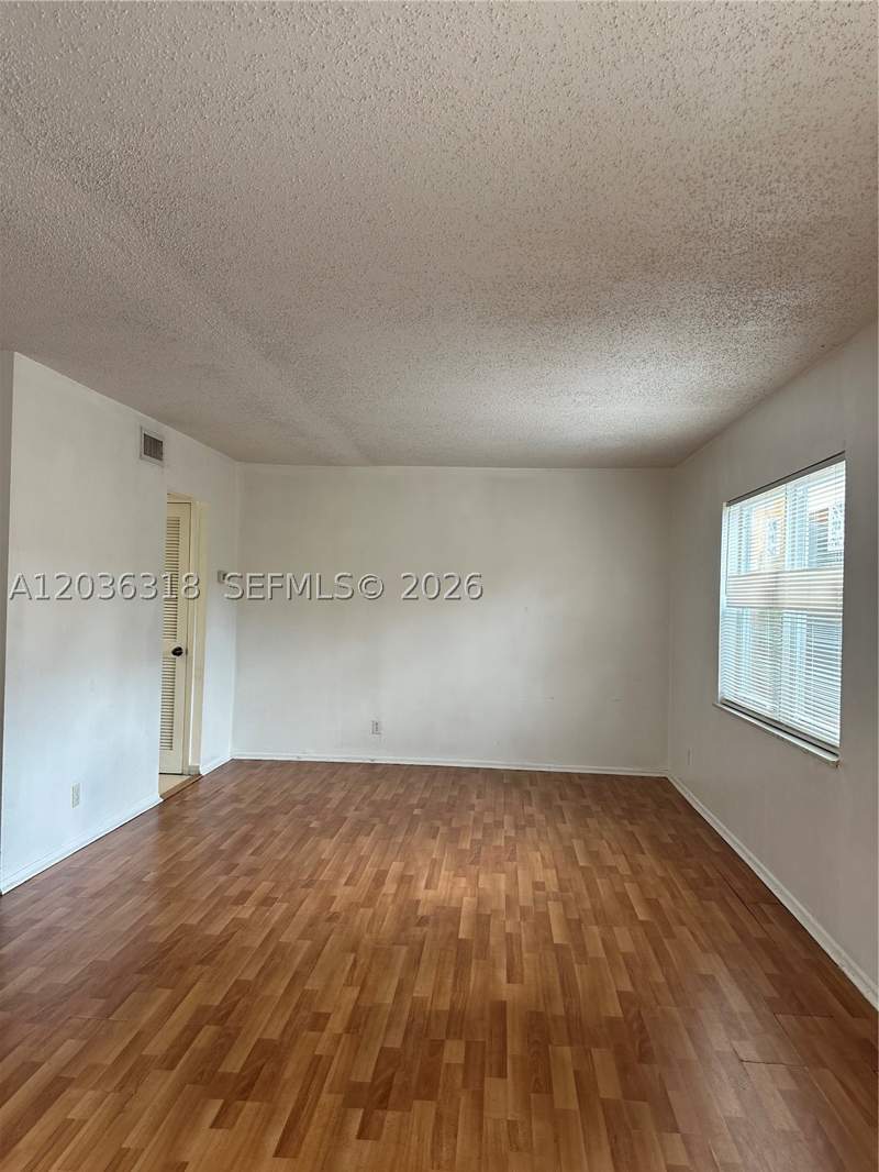 2 bedroom Condominium at 18101 NW 68th Ave B201, Venetian Gardens At Count, Hialeah — photo 4