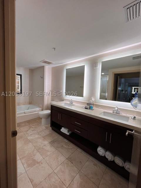 17375 Collins Ave 905, Sunny Isles Beach FL - photo 10 of 15