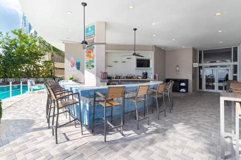 17375 Collins Ave 905, Sunny Isles Beach FL - photo 13 of 15