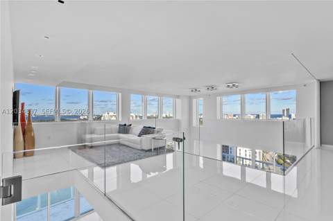 10 Venetian Way Ph04, Miami Beach FL - photo 19 of 45
