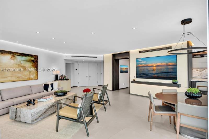 2 bedroom Condominium at 2127 Brickell Ave 1002, Bristol Tower Condo, Miami — photo 3