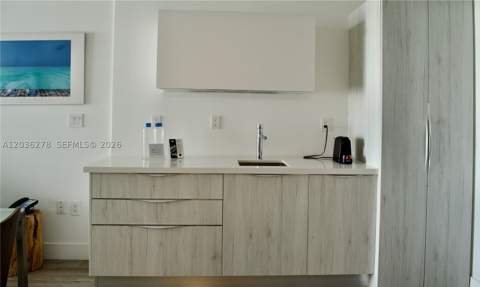 6080 Collins Ave 506, Miami Beach FL - photo 13 of 35