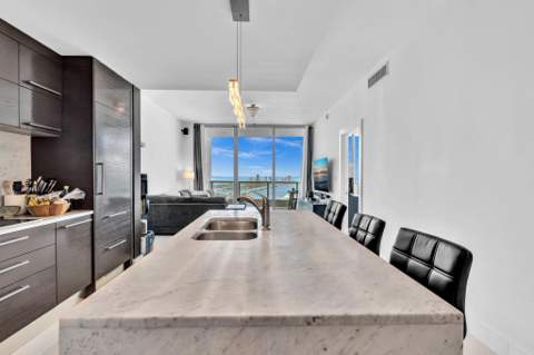 900 Biscayne Boulevard 4703, Miami FL - photo 10 of 59