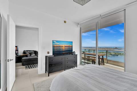 900 Biscayne Boulevard 4703, Miami FL - photo 18 of 59