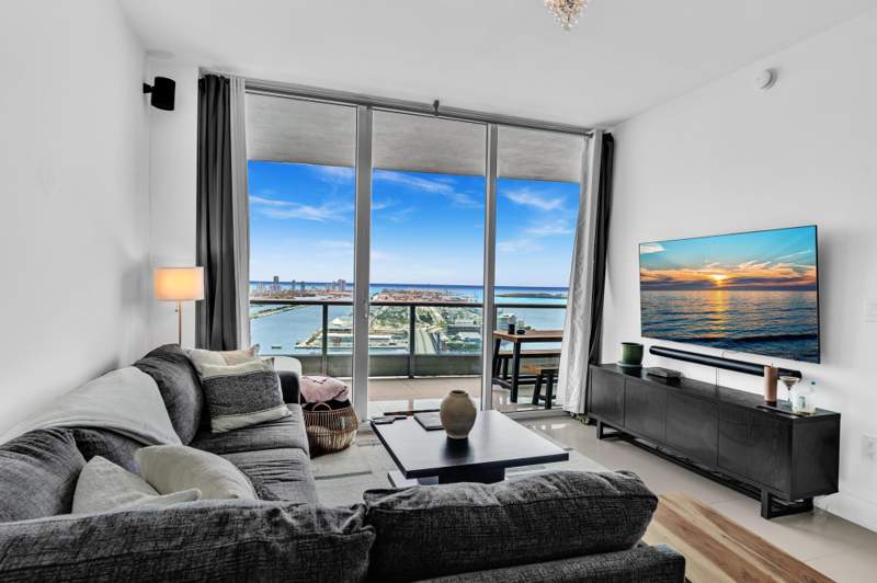 1 bedroom Condominium at 900 Biscayne Boulevard 4703, 900 BISCAYNE BAY CONDO, Miami — photo 3