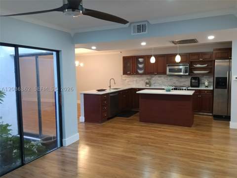 1700 SW 131st Place Cir S, Miami FL - photo 12 of 24