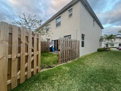 1718 SE 26th Ter, Homestead FL - photo 7 of 8