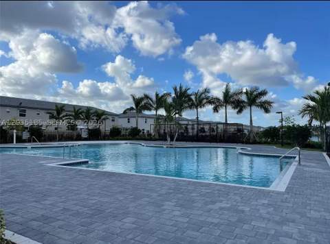 1718 SE 26th Ter, Homestead FL - photo 8 of 8