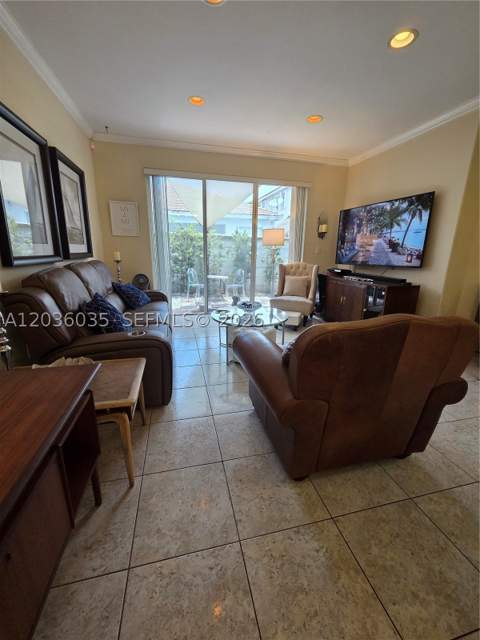 11253 NW 47th Ln, Doral FL - photo 12 of 17