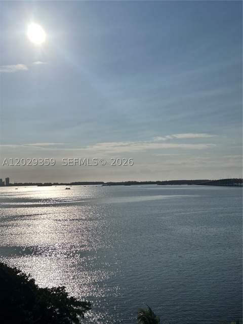 2333 Brickell Ave 1402, Miami FL - photo 18 of 33