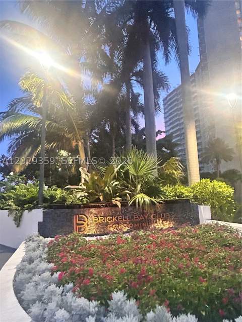 2333 Brickell Ave 1402, Miami FL - photo 21 of 33