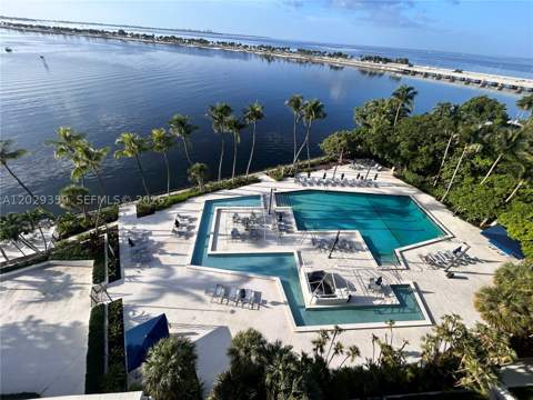 2333 Brickell Ave 1402, Miami FL - photo 24 of 33