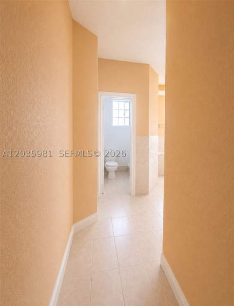 7856 NW 167th Ter, Miami Lakes FL - photo 16 of 24
