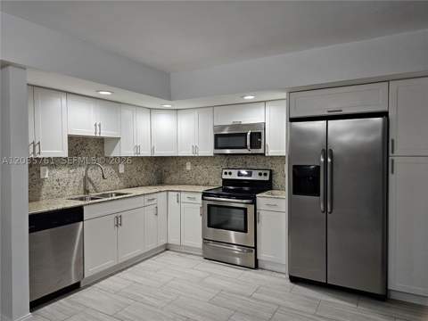 8075 SW 107th Ave 114, Miami FL - photo 15 of 60