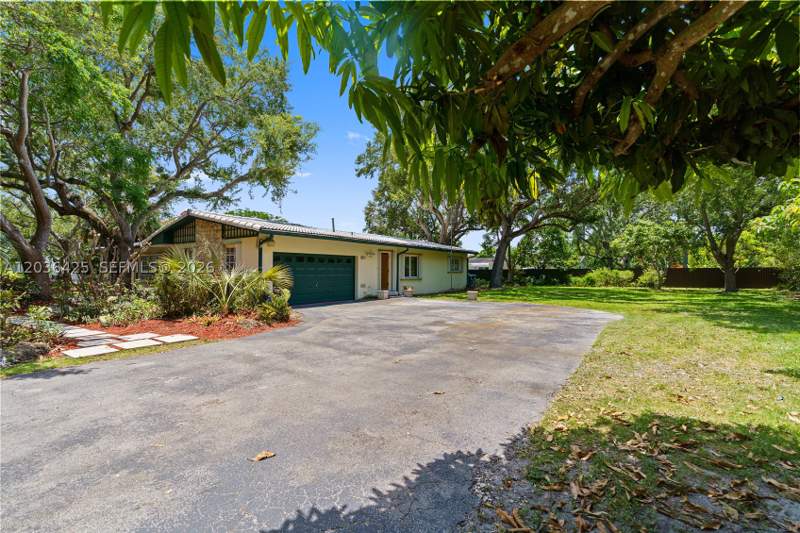 3 bedroom SingleFamilyResidence at 15200 SW 88th Ave, Coral Reef Estates, Palmetto Bay — photo 4