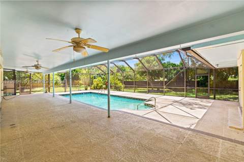 15200 SW 88th Ave, Palmetto Bay FL - photo 6 of 47