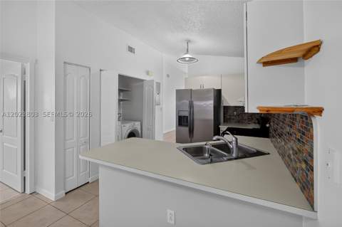 2514 W 74th St, Hialeah FL - photo 8 of 26
