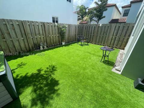 7117 NW 103rd Path, Doral FL - photo 16 of 59