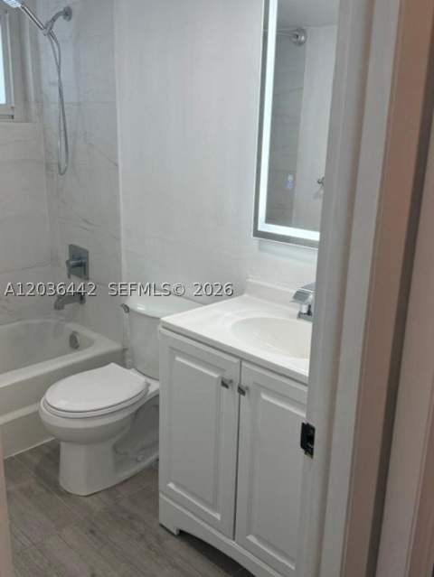 1101 NE 191st St H401, Miami FL - photo 11 of 27