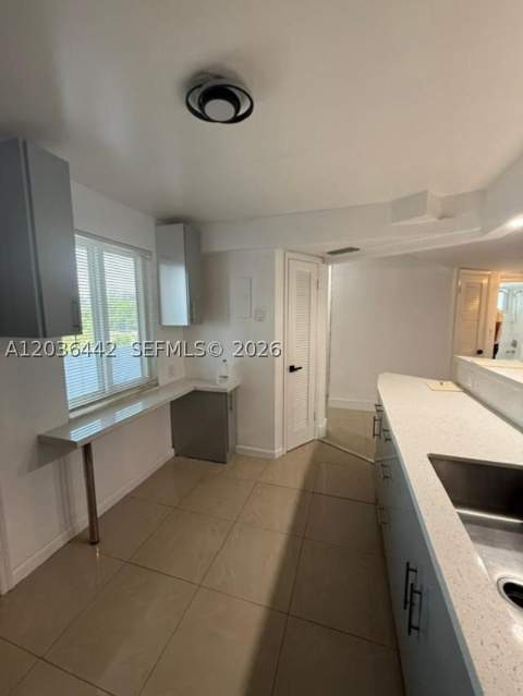 1101 NE 191st St H401, Miami FL - photo 7 of 27