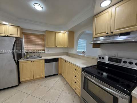 8500 SW 109th Ave 6-109, Miami FL - photo 7 of 36
