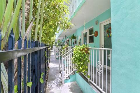 1035 Meridian Avenue 5, Miami Beach FL - photo 18 of 21