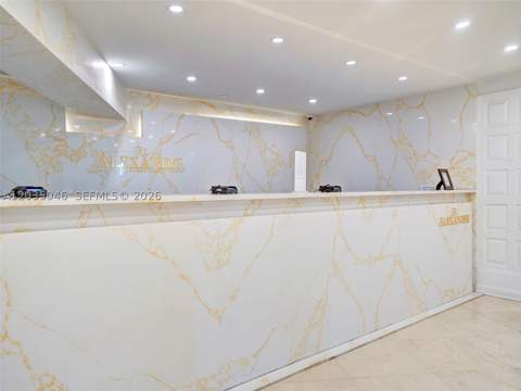 5225 Collins Ave 1606, Miami Beach FL - photo 17 of 24