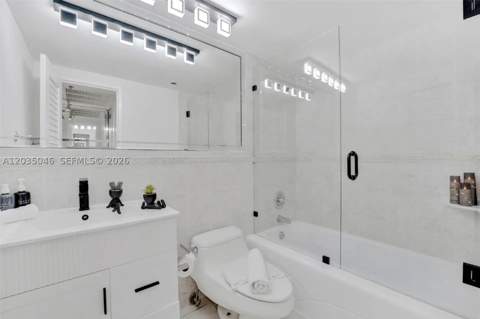 5225 Collins Ave 1606, Miami Beach FL - photo 8 of 24