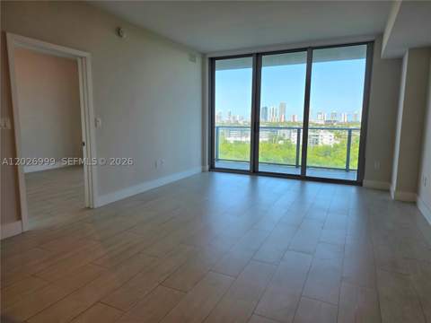 16385 Biscayne Blvd 1019, North Miami Beach FL - photo 12 of 92