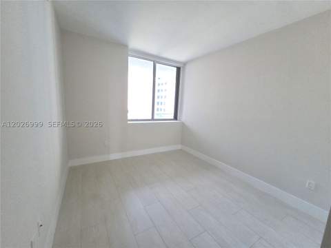 16385 Biscayne Blvd 1019, North Miami Beach FL - photo 23 of 92