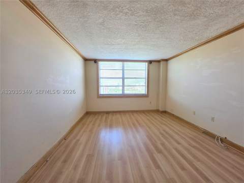2780 NE 183rd St 1111, Aventura FL - photo 6 of 26