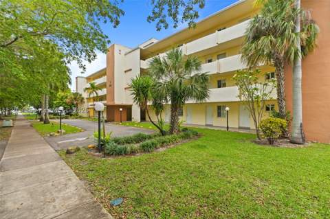 1201 NE 191st St G219, Miami FL - photo 14 of 55