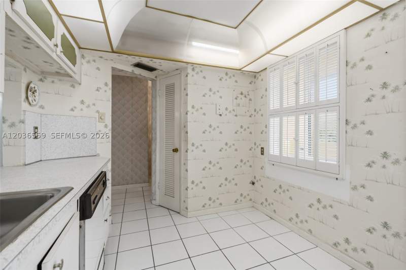 2 bedroom Condominium at 1201 NE 191st St G219, Rolling Green Condo G, Miami — photo 5