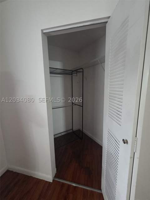 9429 Fontainebleau Blvd 207-33, Miami FL - photo 11 of 40