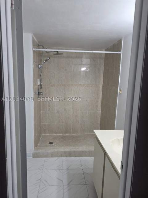 9429 Fontainebleau Blvd 207-33, Miami FL - photo 23 of 40