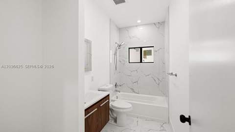 1140 NE 201st Ter, Miami FL - photo 10 of 36
