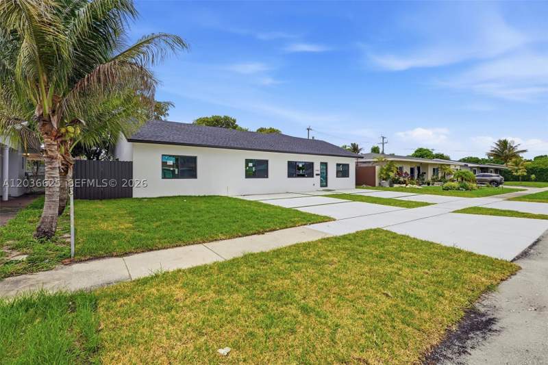 4 bedroom SingleFamilyResidence at 1140 NE 201st Ter, Lucky Star Estates, Miami — photo 4