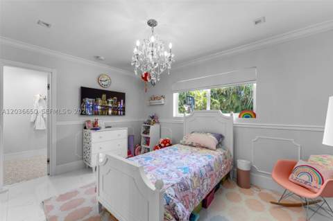 6561 Marlin Dr, Coral Gables FL - photo 14 of 52