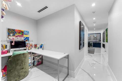 6561 Marlin Dr, Coral Gables FL - photo 19 of 52