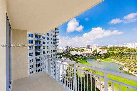 19501 W Country Club Dr 1903, Aventura FL - photo 11 of 33