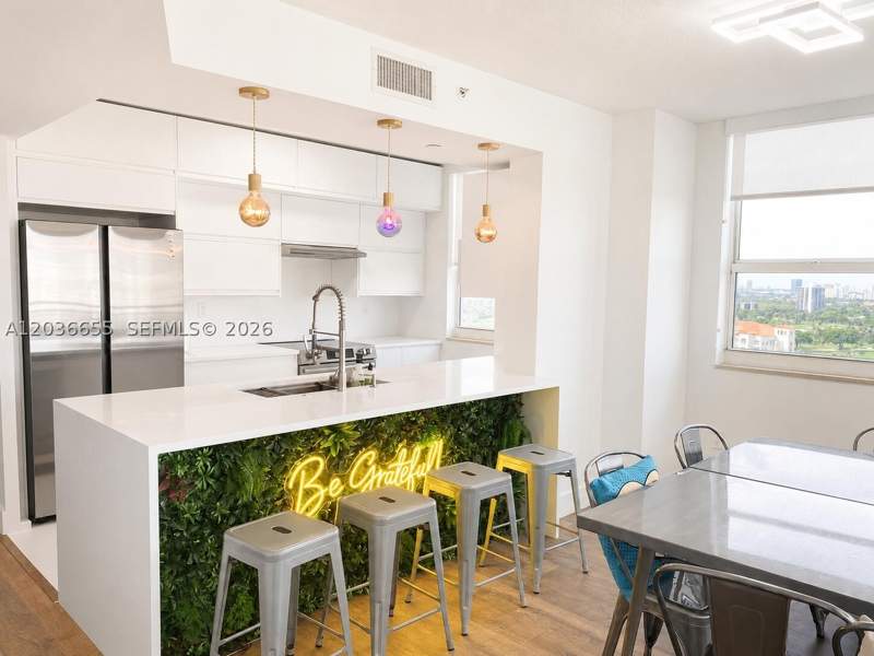 3 bedroom Condominium at 19501 W Country Club Dr 1903, Turnberry On The Green Con, Aventura — photo 3