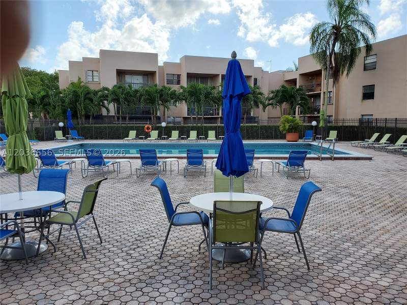1 bedroom Condominium at 10425 SW 112th Ave 207, Gardens Of Kendall Condo, Miami — photo 4