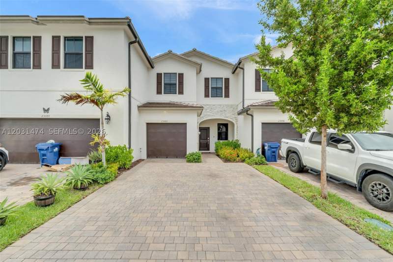 3 bedroom Townhouse at 23082 SW 129th Ct, Kendall Assemblage North, Miami — photo 3