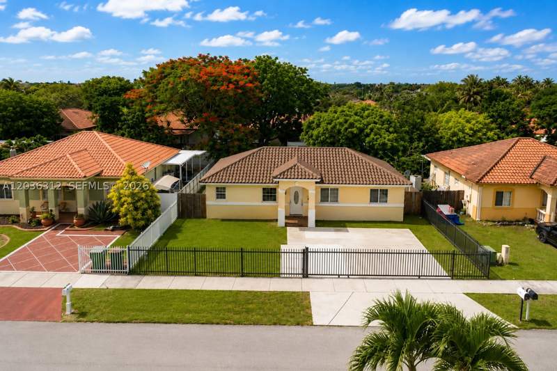3 bedroom SingleFamilyResidence at 19103 SW 319th St, Christys Estates, Homestead — photo 3