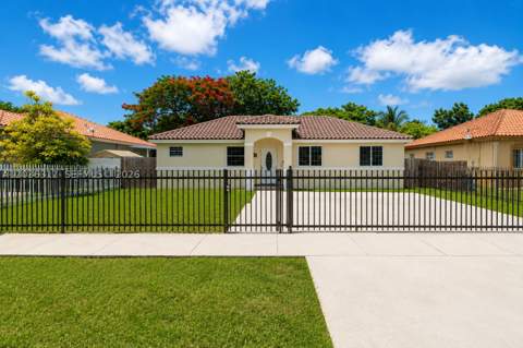 19103 SW 319th St, Homestead FL - photo 6 of 33