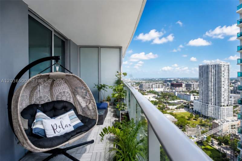 1 bedroom Condominium at 488 NE 18th St 3007, Aria On The Bay Condo, Miami — photo 2