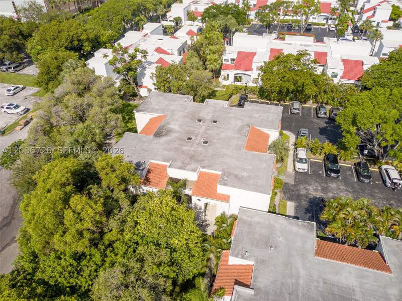2 bedroom Condominium at 3578 Magellan Cir 232-3, Mariner Village Garden Co, Aventura — photo 3
